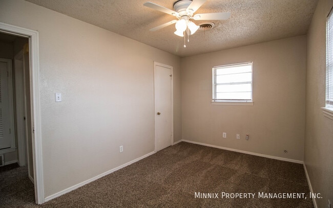 Building Photo - 1602 58th St