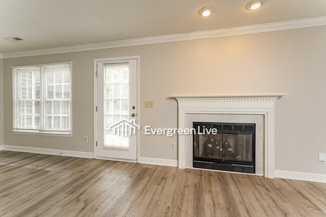 Building Photo - 14 Cedar Knoll Dr