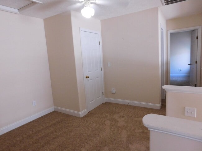 Building Photo - 4204 Arbor Green Way