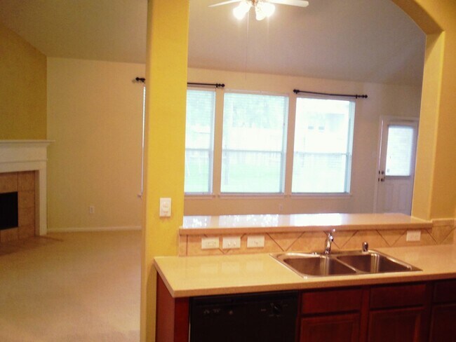 Building Photo - 114 Bryce Branch Cir