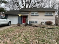 Building Photo - 3 Bedroom 1.5 Bath Home for rent
