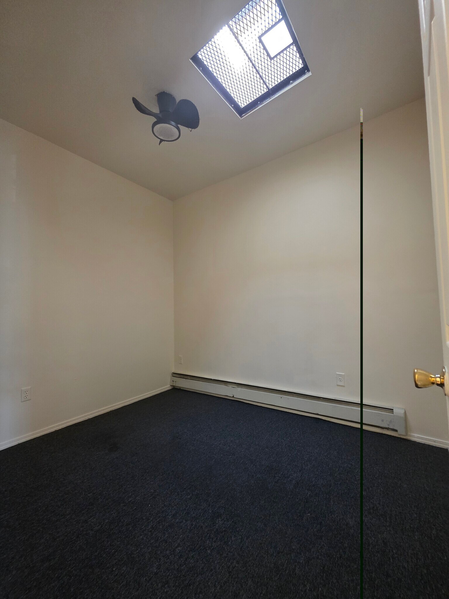 Building Photo - 317 E 169th St