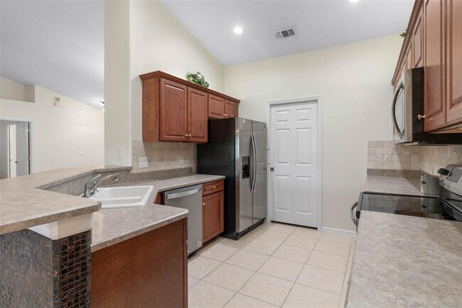 Building Photo - 46 Fenwood Ln