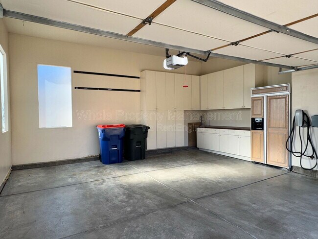 Building Photo - 14973 W 32nd Dr