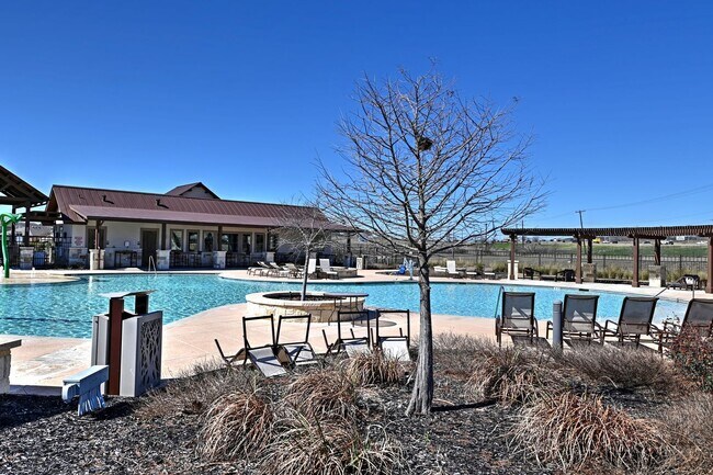 Building Photo - ONE STORY  |  3 BEDROOM  |  2 BATH  |  YARD SERVICE INCLUDED  |  WHISPER FALLS  |  POOL - GYM - P...