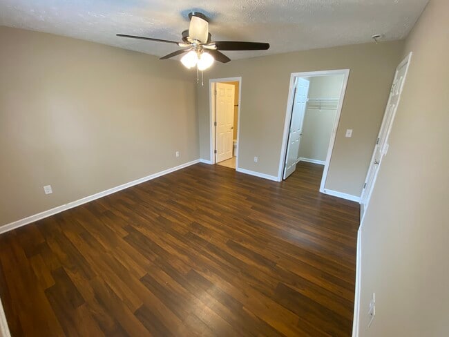 Building Photo - 367 Hendrixson Dr