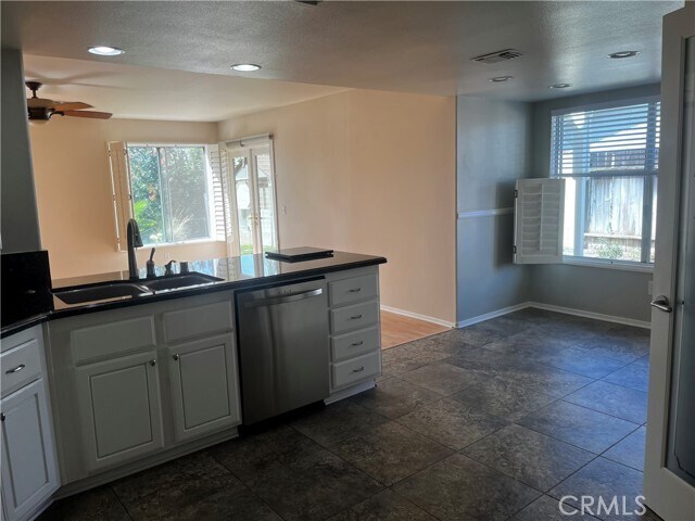 Building Photo - 35455 Beech Ave