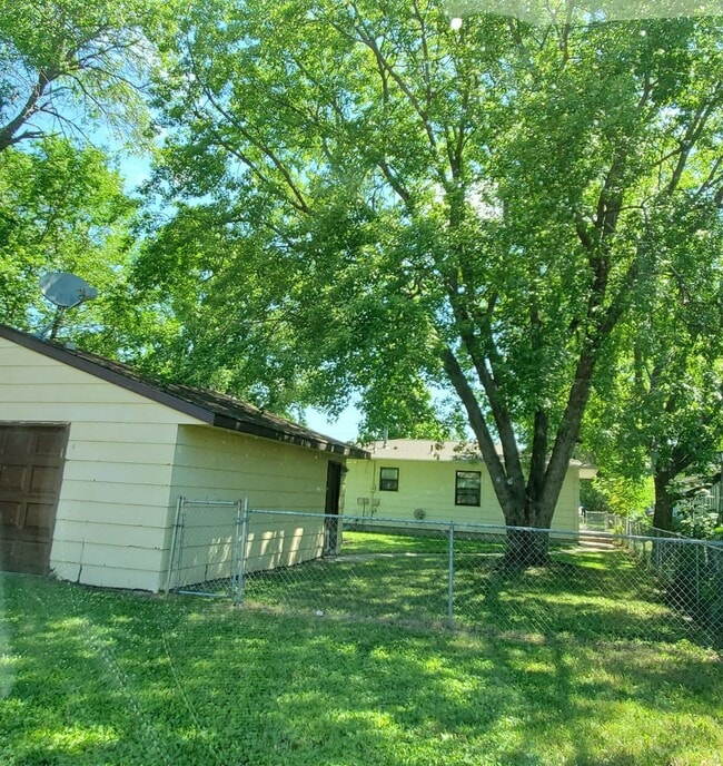 Building Photo - House Near NDSU!