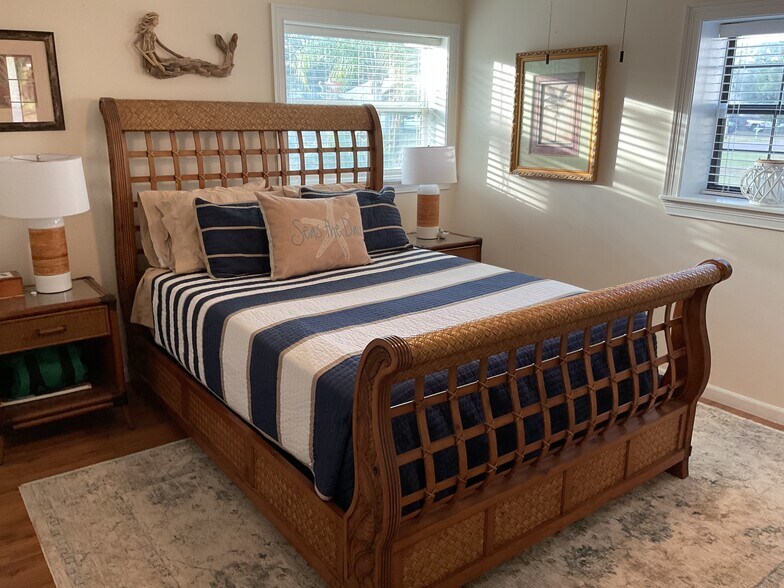 Master - 716 S 15th St