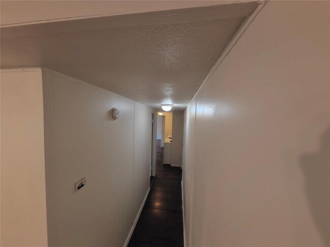 Building Photo - 1504 Citation Cir