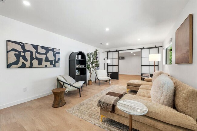 Building Photo - 2607 Pembrook Trail