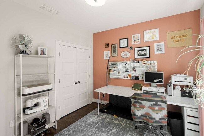 Building Photo - 429 Westboro Dr