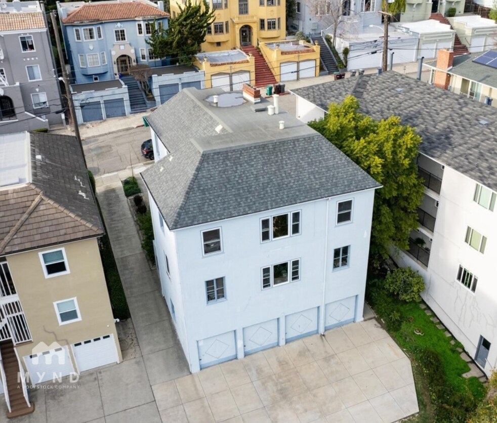 Building Photo - 848 Erie St
