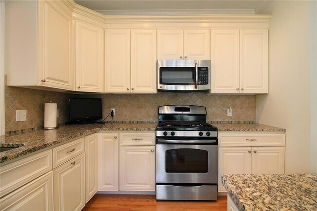 Building Photo - 23 Osprey Ct