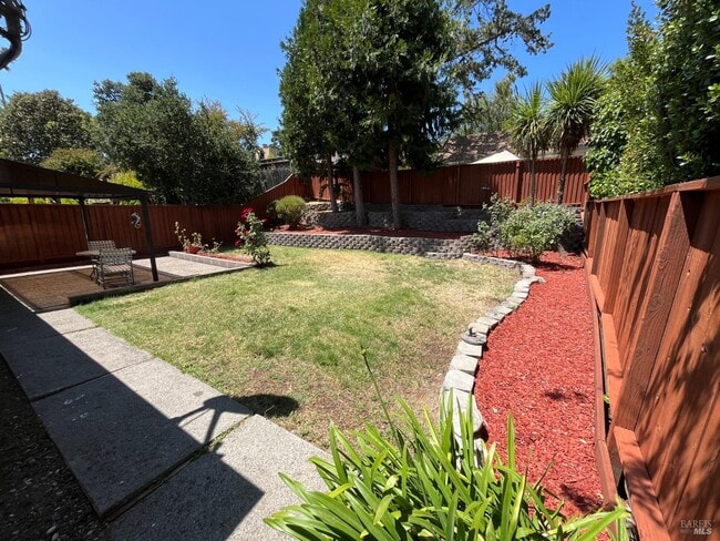 Building Photo - 443 San Marin Dr