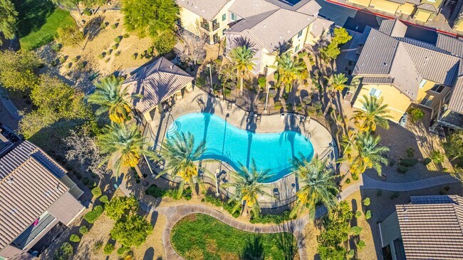 Building Photo - 6868 Sky Pointe Dr