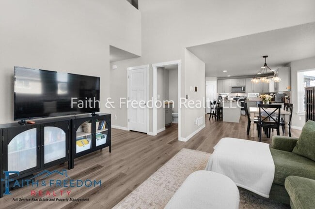Building Photo - 4918 Wolf Moon Dr