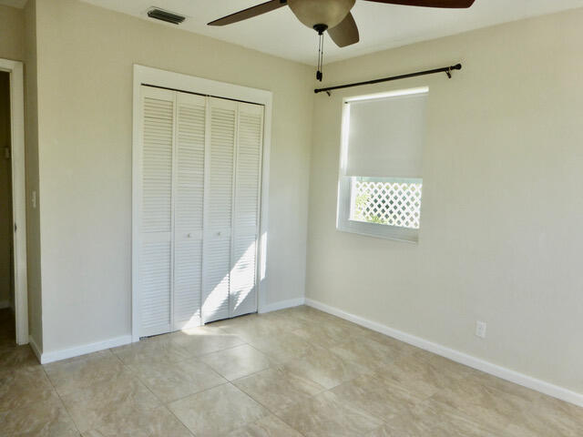 Building Photo - 831 Biscayne Dr