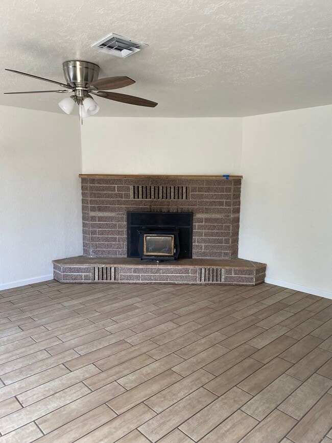 Building Photo - 4745 Red Bluff St
