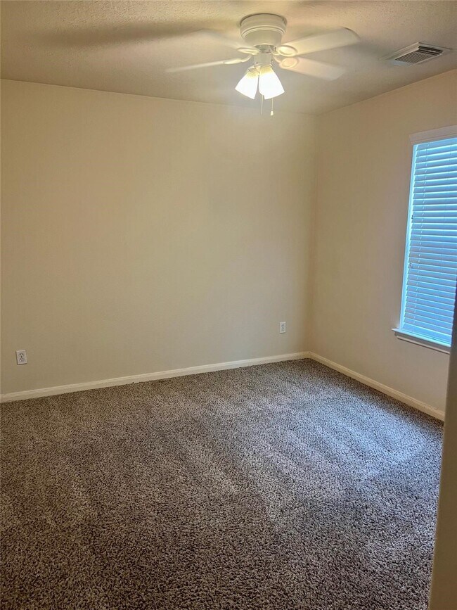 Building Photo - 17910 Port O Call St