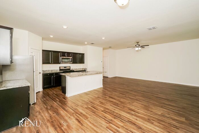 Building Photo - 5015 Firefly Hls