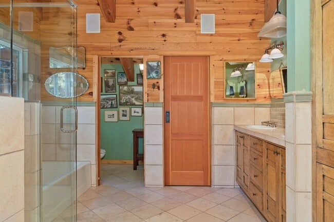 Building Photo - Winter Rental – $18,500/month (6-Month Lease)