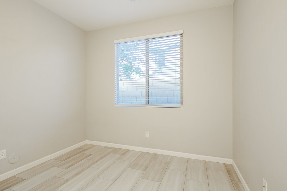 Building Photo - 5439 W Fetlock Trail