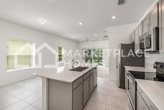 Building Photo - 1215 Preston Ests Cir