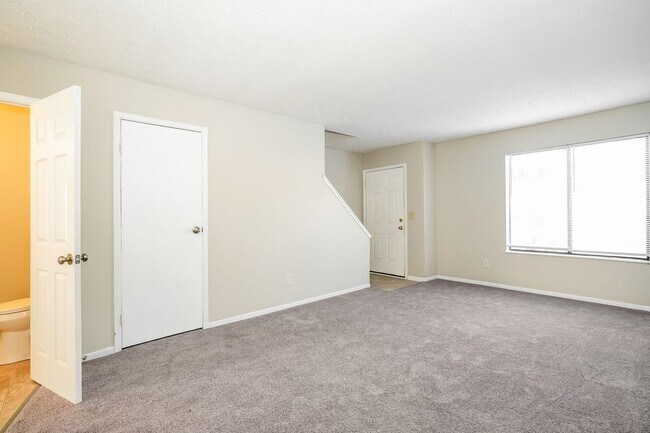 Building Photo - 6274-6280 CHERYLBROOK