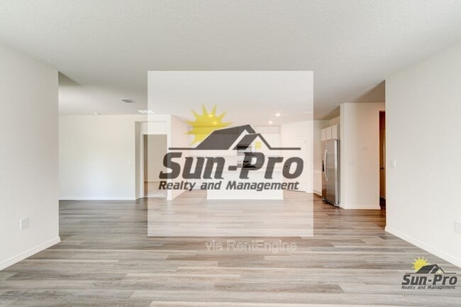 Building Photo - 4240 Acoma Dr