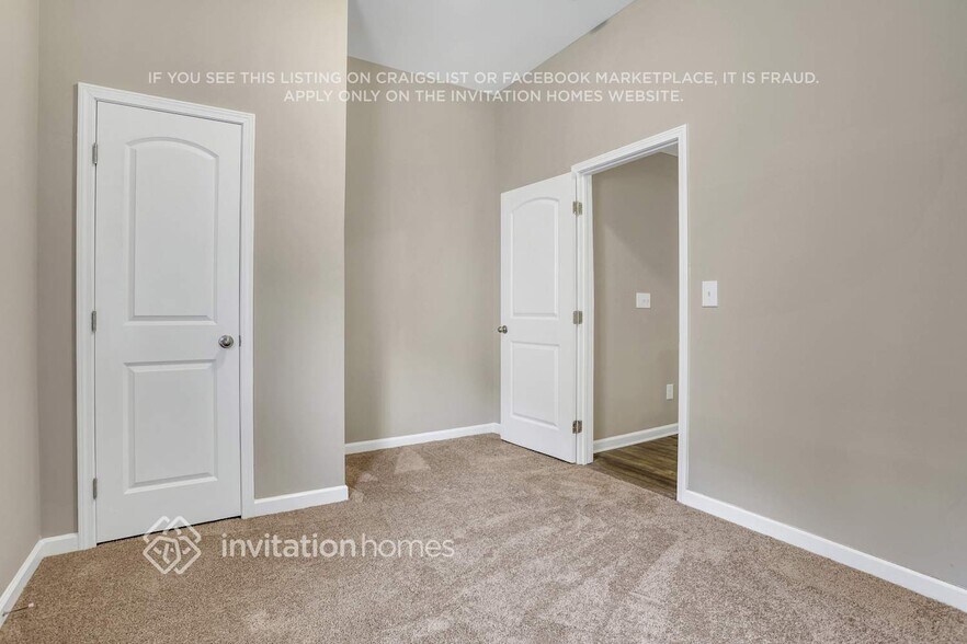 Building Photo - 4330 Calidge Dr