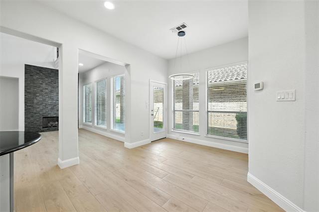 Building Photo - 6748 San Fernando
