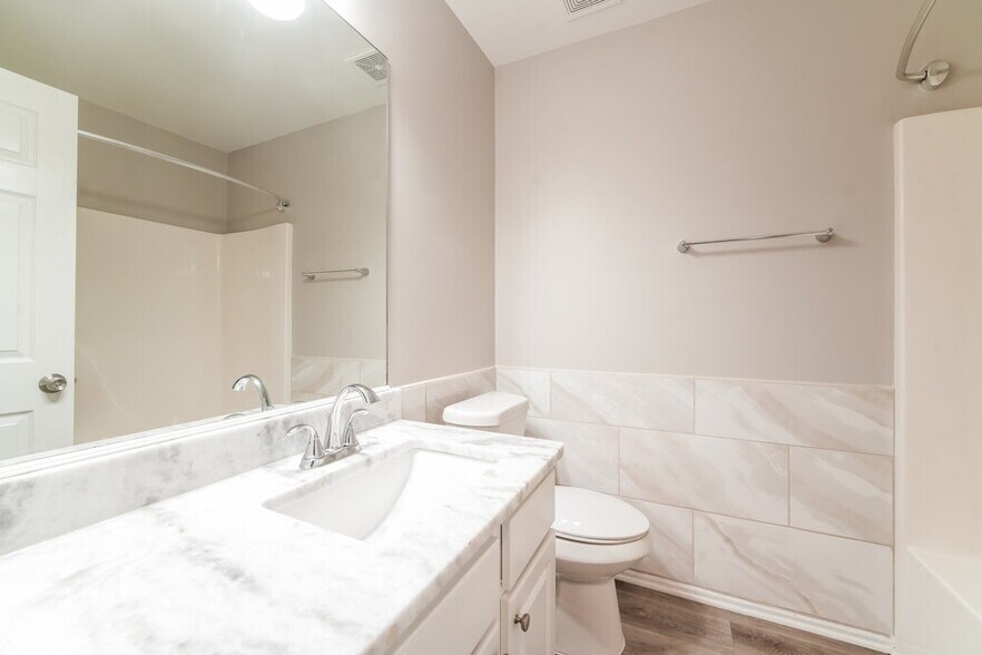 Building Photo - 3904 O'brian Ct