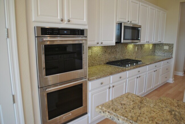 Building Photo - Gorgeous Upgraded Sun City Lincoln Hills Home