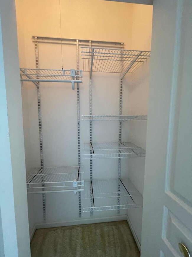 Building Photo - 51 Arboretum Dr