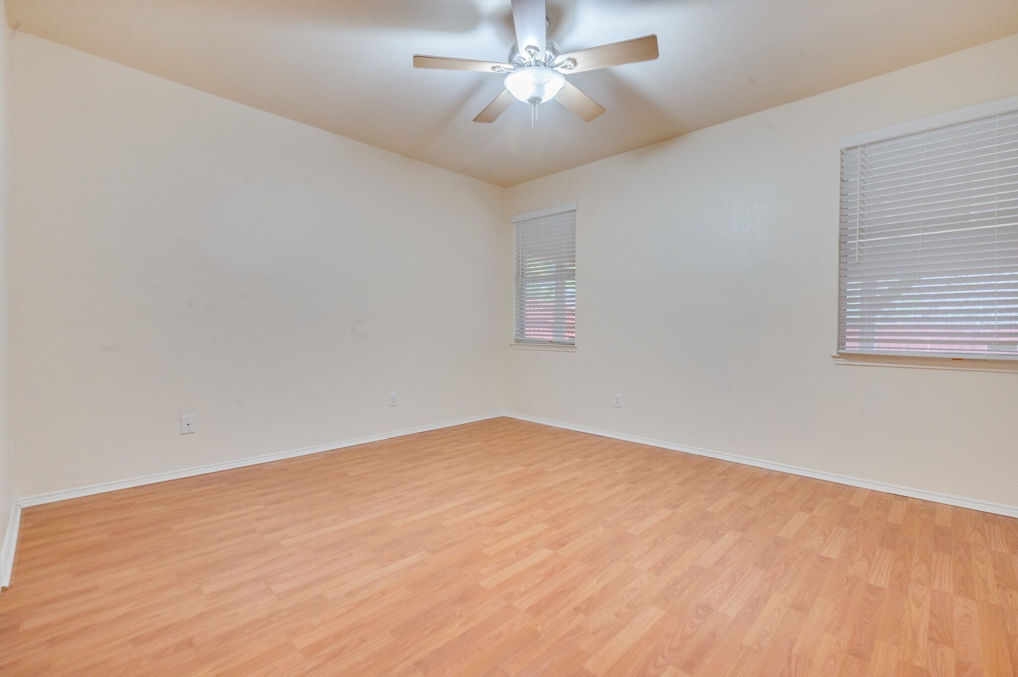 Building Photo - 7909 Country Home Dr
