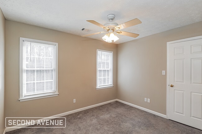 Building Photo - 269 Yorkshire Pl