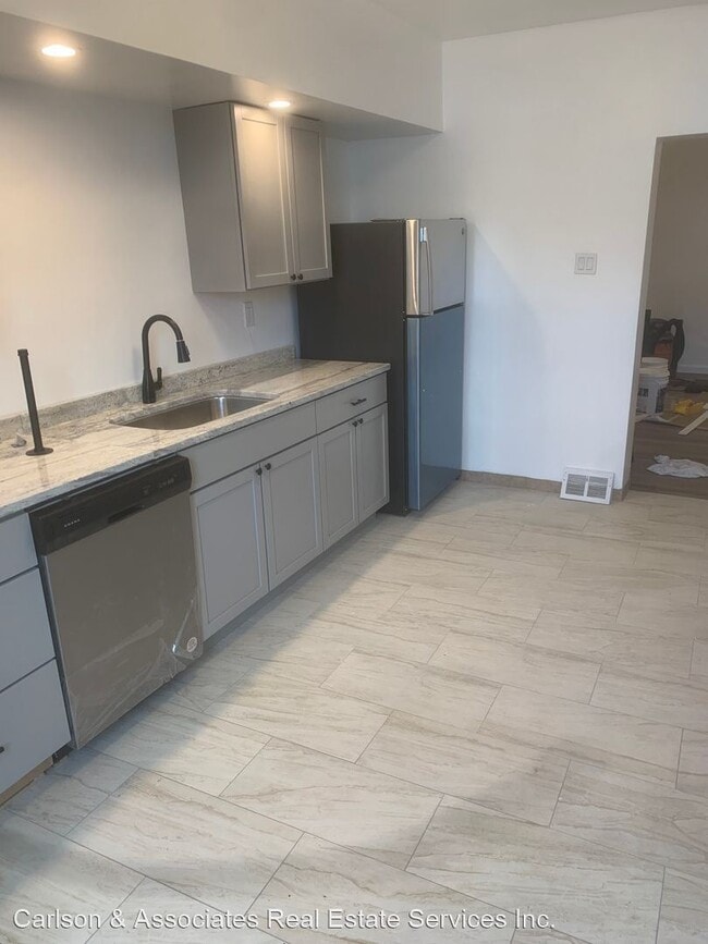 Building Photo - 1 br, 1 bath House - 338 Pearl st