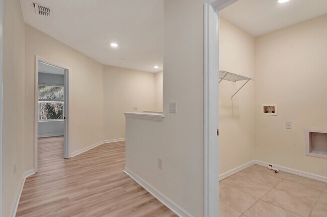 Building Photo - 1624 Primo Ct