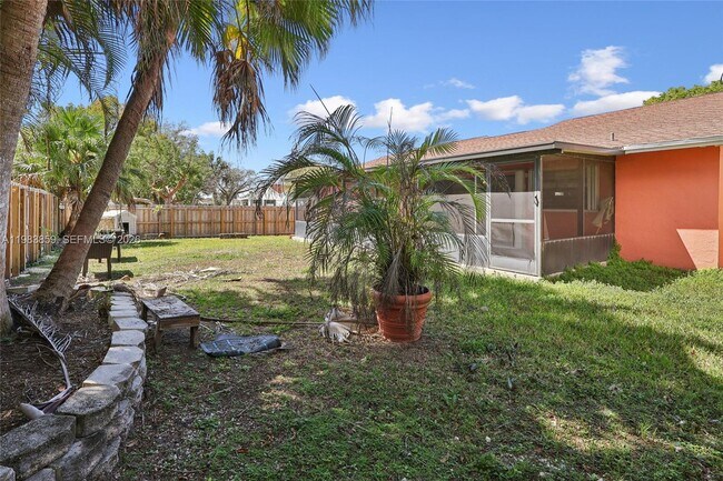 Building Photo - 1315 Egret Rd