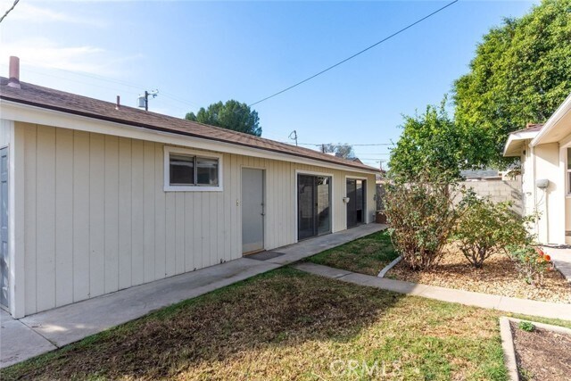 Building Photo - 17024 Sherman Way