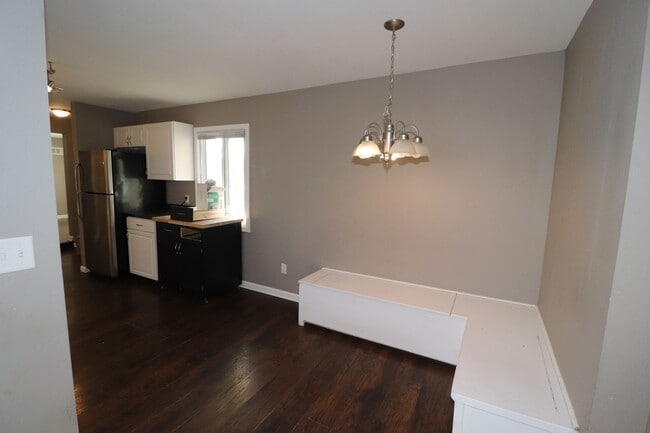 Building Photo - Family home for rent!