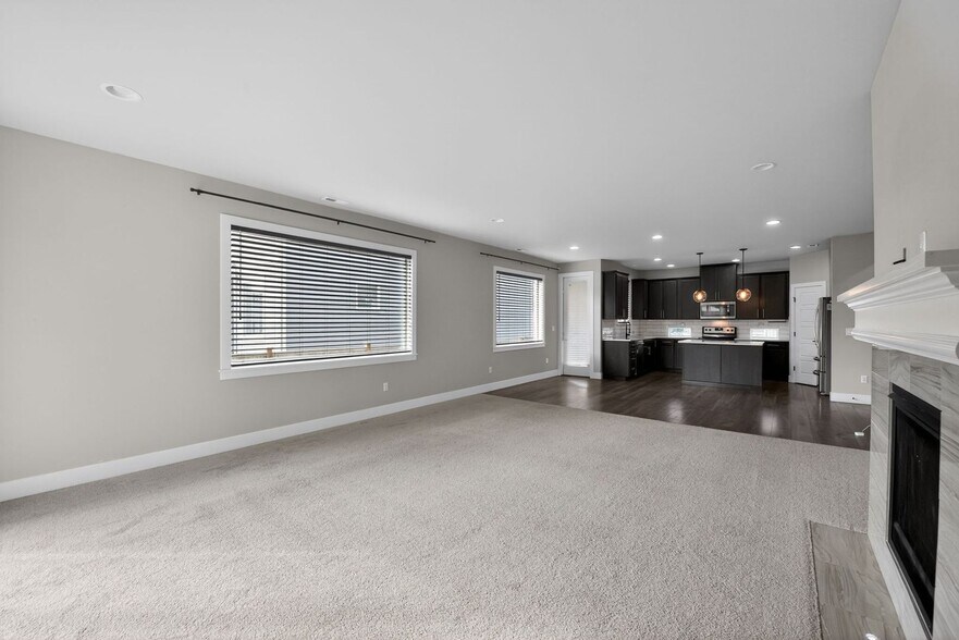 Building Photo - 14210 57th Ave E