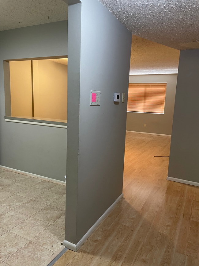 Entrance View of Living Room - 4355 Maryland Ave