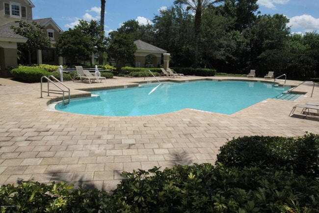 Building Photo - 1576 Peregrine Cir