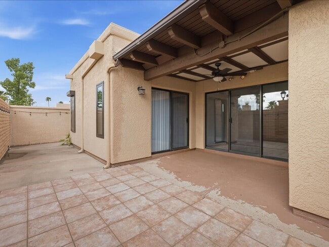 Building Photo - 10111 Spyglass