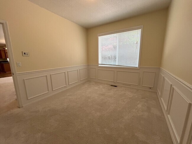 Building Photo - Elegant 5-Bedroom + Bonus Room Home with Modern Upgrades and Serene Outdoor Space