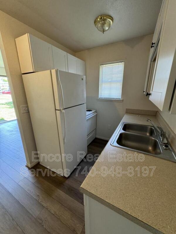 Building Photo - 533 New Haven Ct