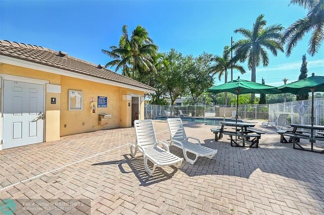 Building Photo - 5361 NW 90th Ave