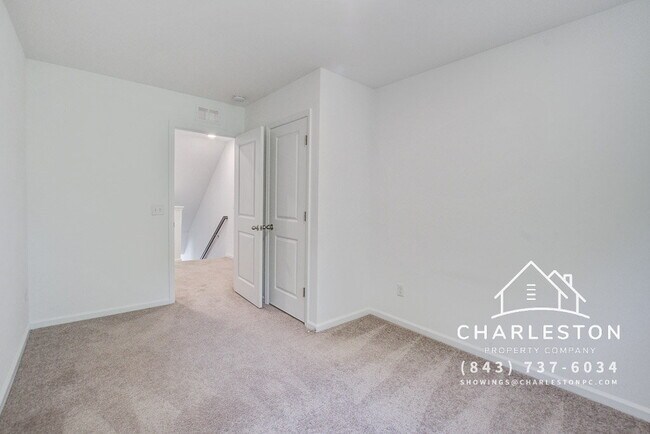 Building Photo - 200 Woodward Rd